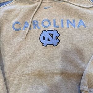 Nike official team Carolina hoodie, small